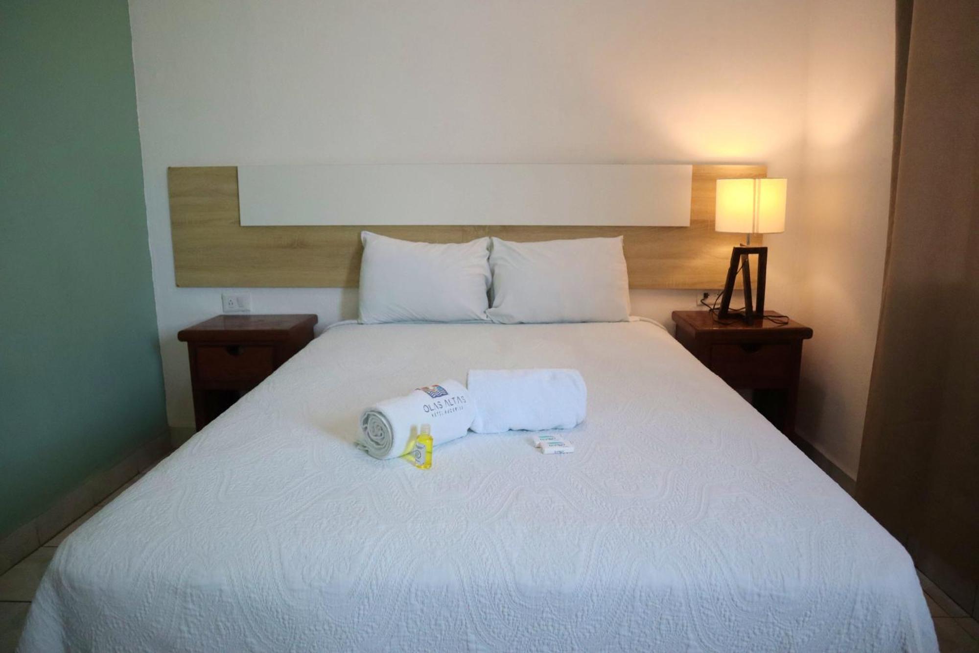 Hotel Olas Altas Bucerías エクステリア 写真